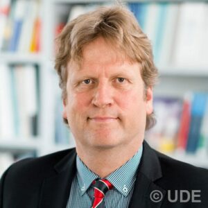 Read more about the article Wir begrüßen Professor Belke für seine Klasse „Wirtschaft und Finanzen“